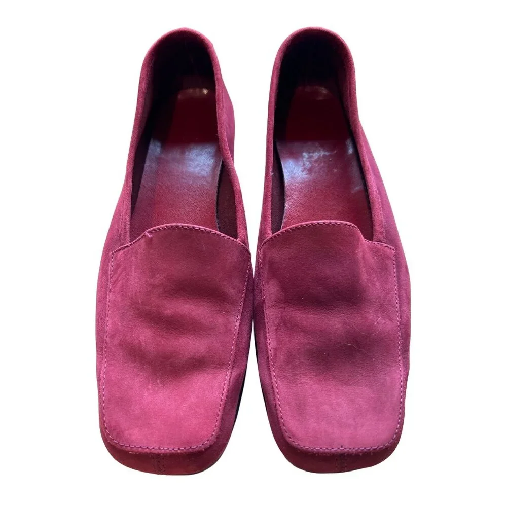 Aerosoles Women's Red Suede Slip-On Loafers Size 7B Leather Upper Rubber Sole